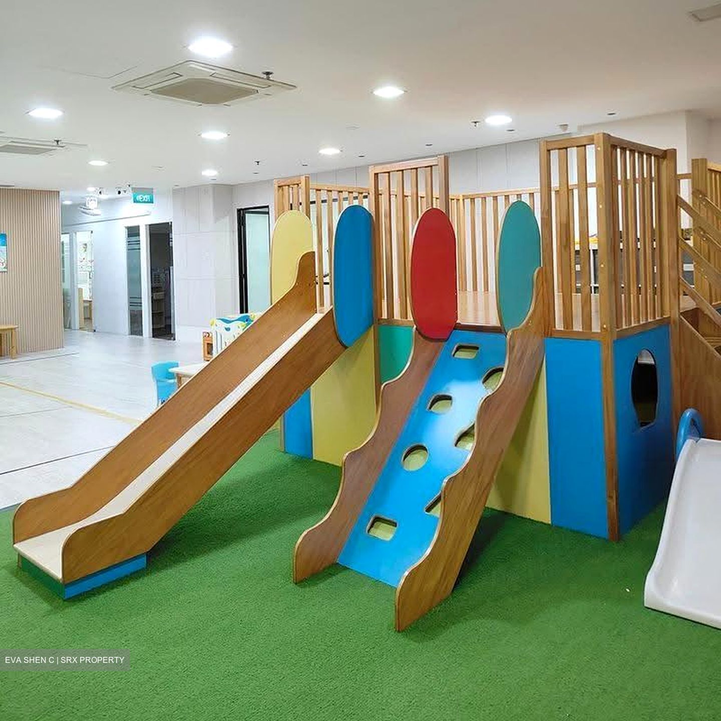 Upper Aljunied Link (D13), Retail #611817541